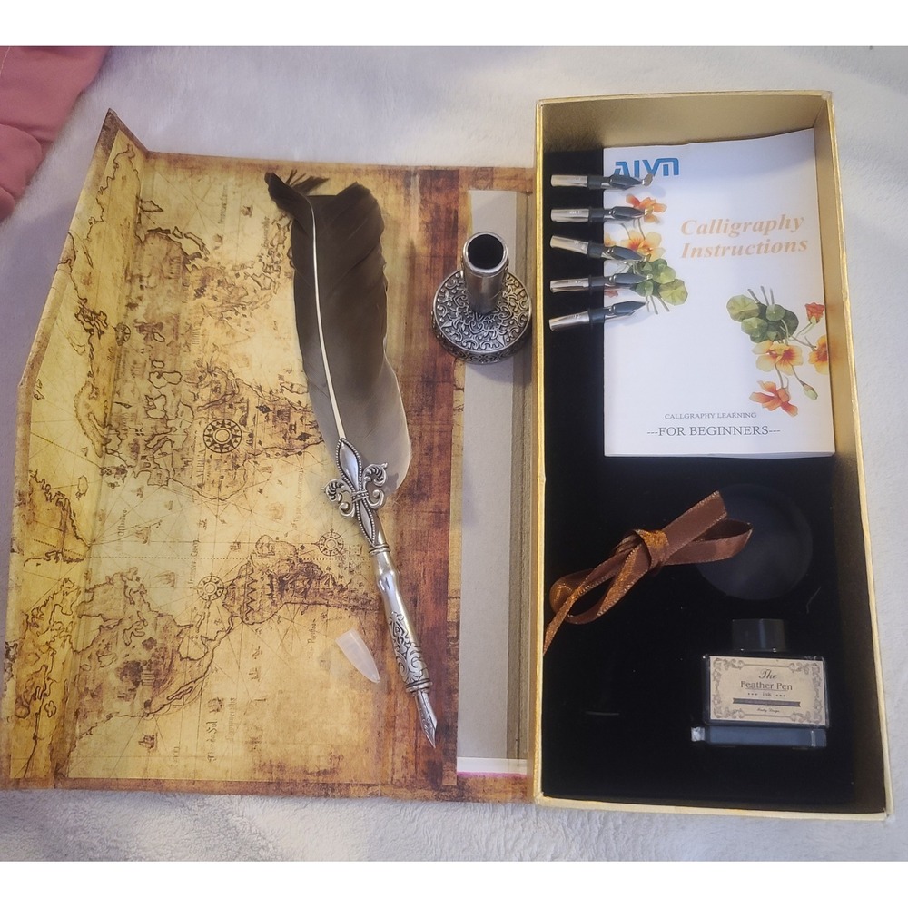 Vintage Style Calligraphy Feather Dip Pen Set with 5 Nibs Ink and Stand Boxed